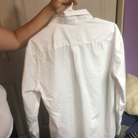 Button down - Picture 2 of 3